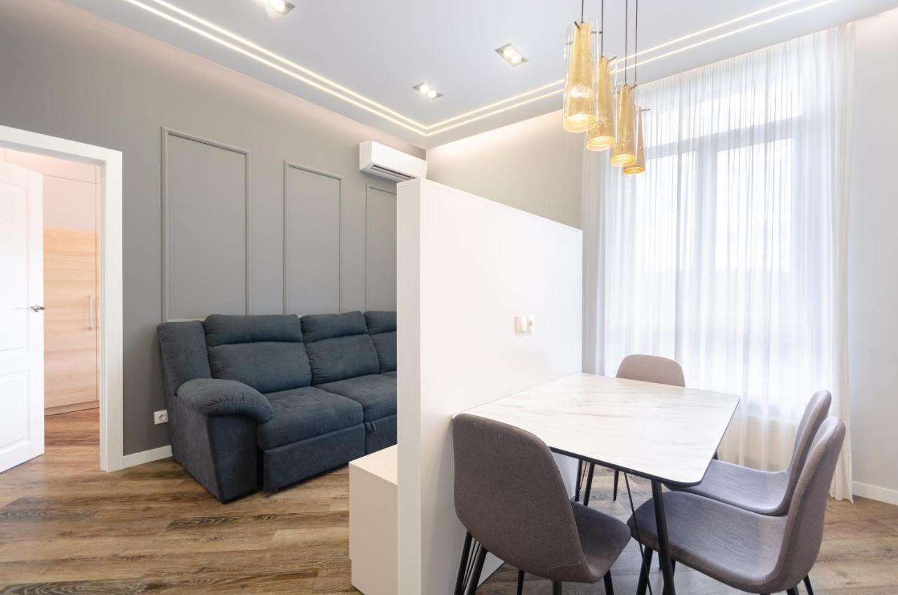 Petrovdom Ж38 In Luxury Apartments At 68 Zhylyanska Street,38 Perlyna Kiev Luaran gambar