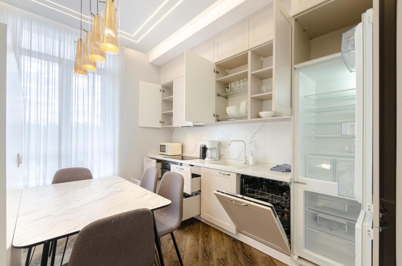 Petrovdom Ж38 In Luxury Apartments At 68 Zhylyanska Street,38 Perlyna Kiev Luaran gambar
